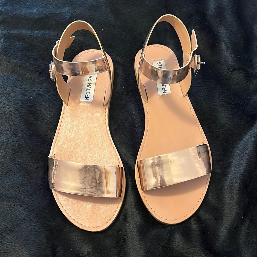 Steve Madden Donddi sandals
